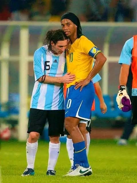 Ronaldinho and Lionel Messi