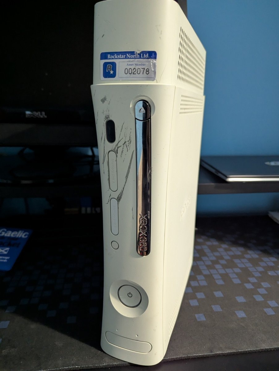 GTA 4 Beta Build on Xbox 360 (photo 2 of 2)