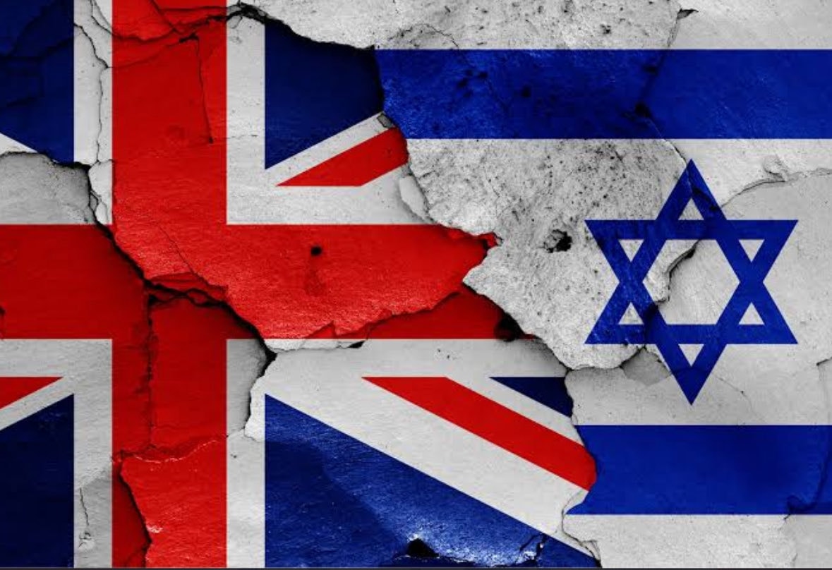 UK Israel flags cracked UK Israel flags cracked
