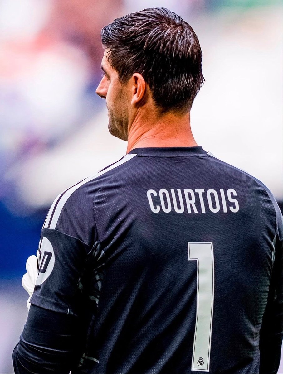 Courtois Real Madrid jersey