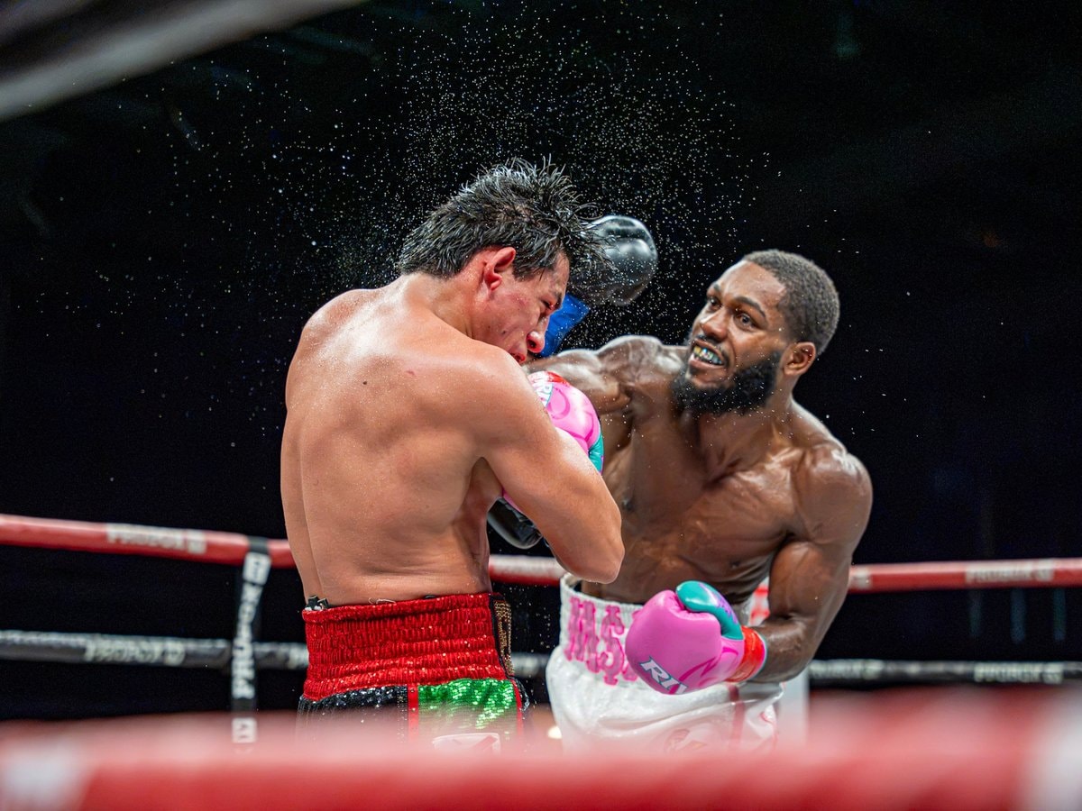 Justin Pauldo wins WBC Latino title (photo 3 of 4)