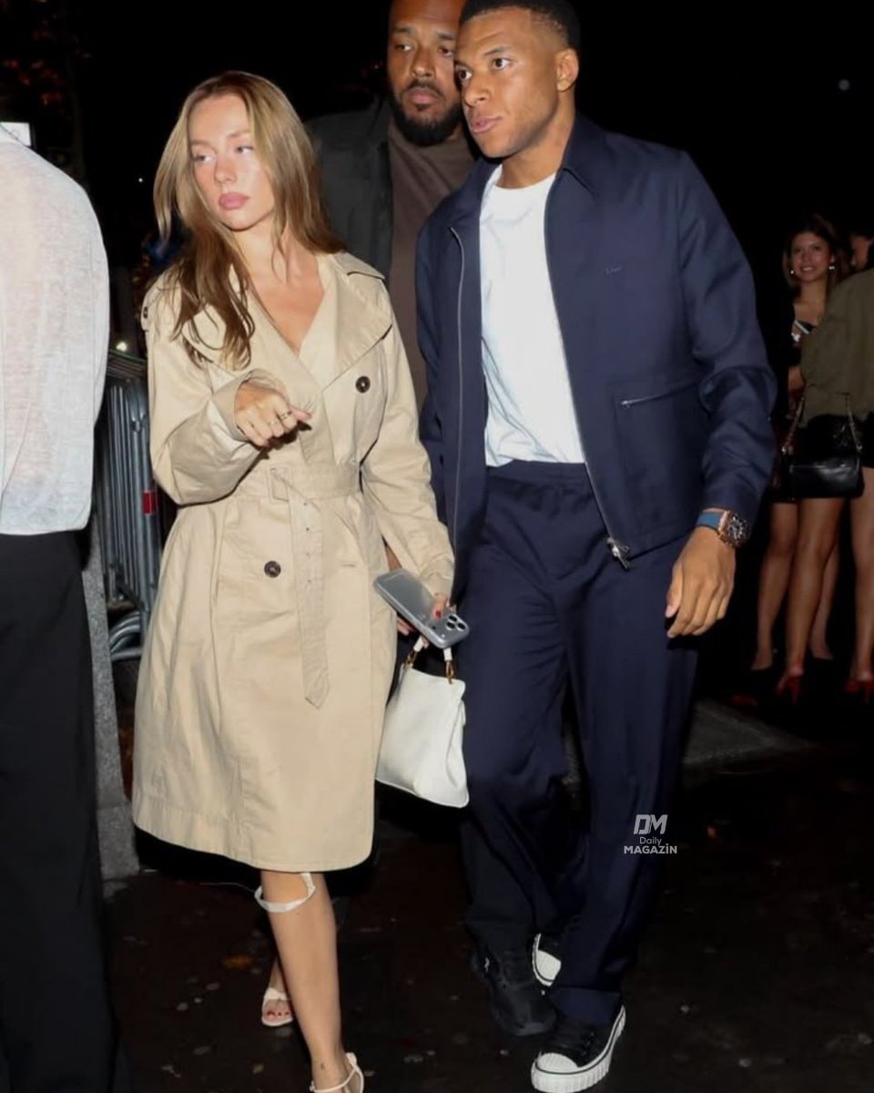 Ester new millennium couple (photo 2 of 2)