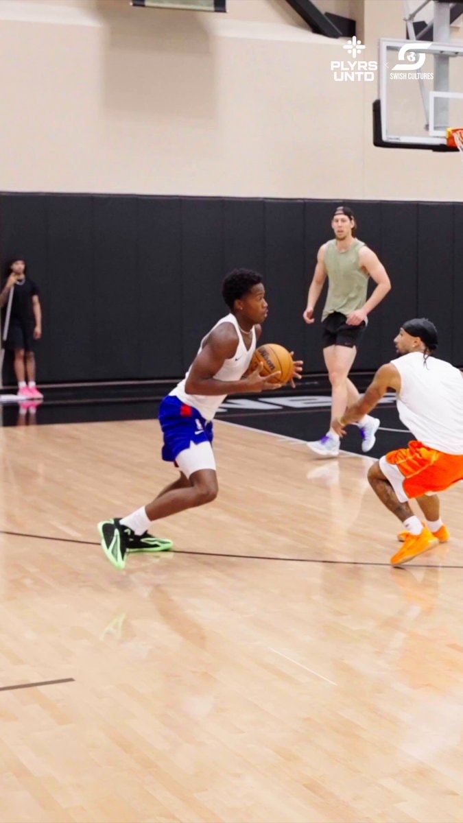 Kyrie Irving Anthony Davis hooping