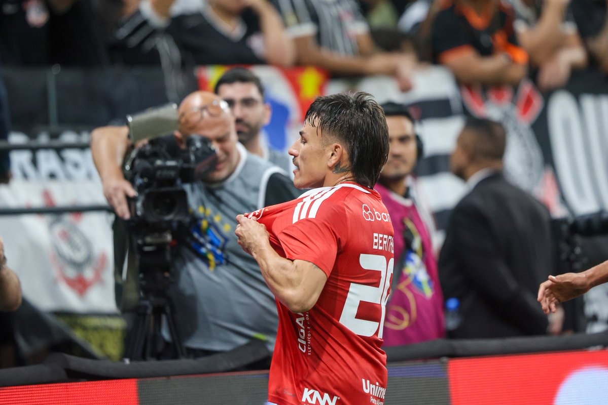 Alexandro Bernabei Internacional top scorer
