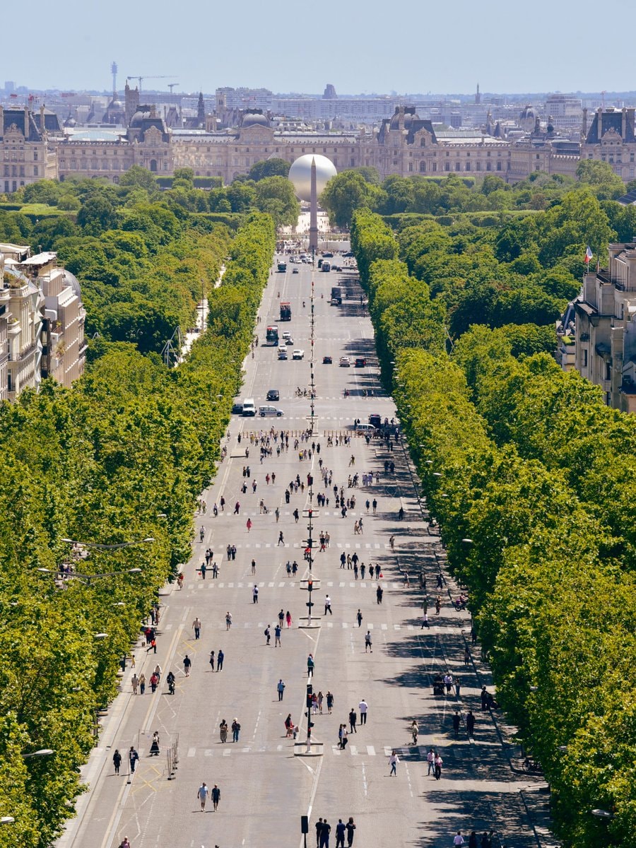 Arc de Triomphe Paris (photo 2 of 2)