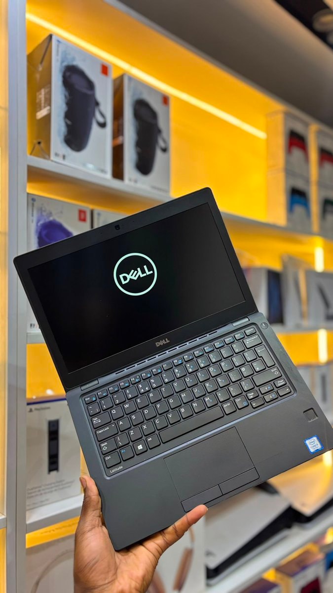 Dell Latitude 5280 for sale (photo 2 of 4)