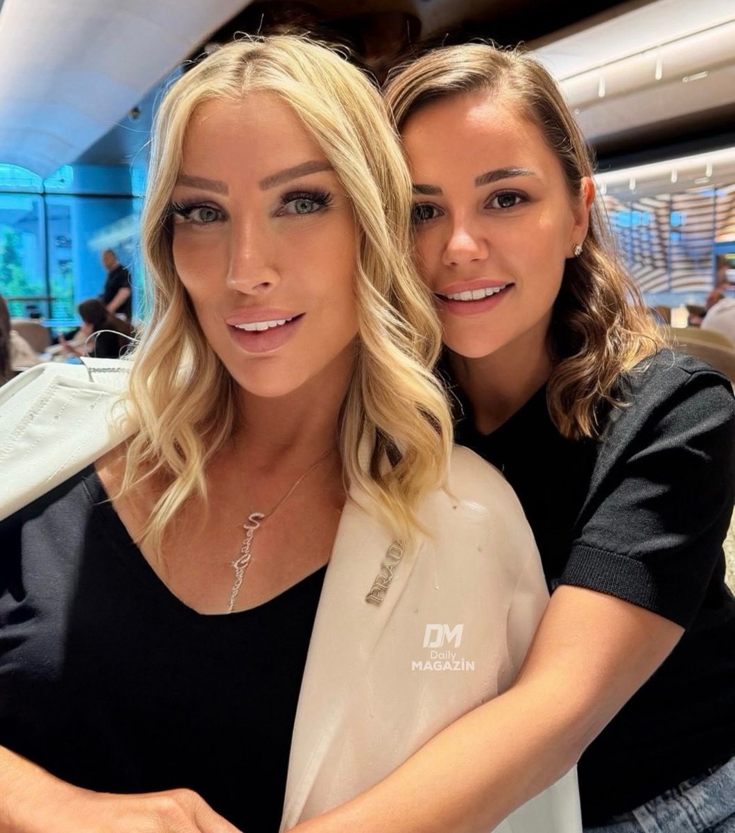 Merve Özbey and Seda Sayan