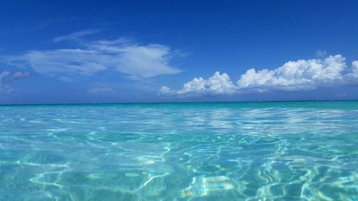 Maldives ocean waves