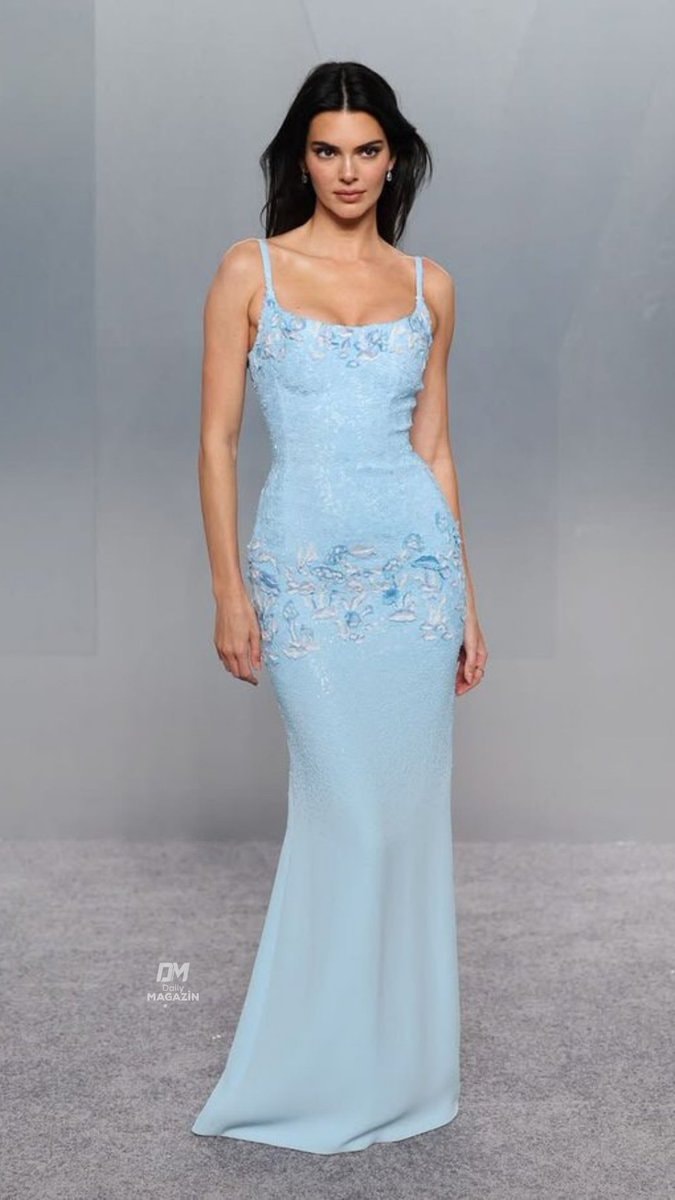 Kendall Jenner 2026 Vanity Fair Oscar Party (photo 2 of 2)