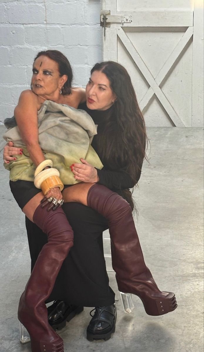 Rick Owens muse dark fashion (photo 2 of 2)