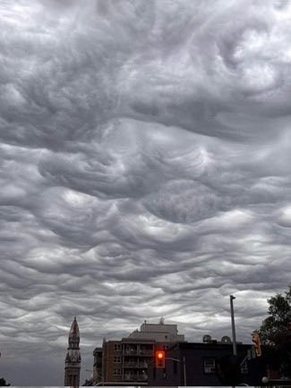 Van Gogh sky mammatus clouds (photo 2 of 2)