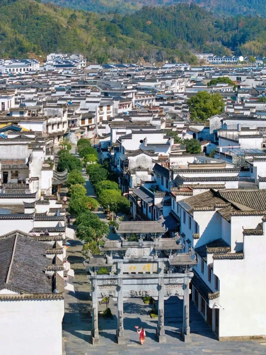 Jiangxi Wuyuan summer escape (photo 4 of 4)