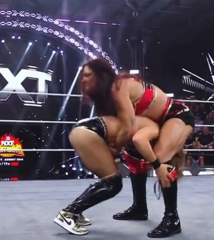 Myla Lockwood NXT finish