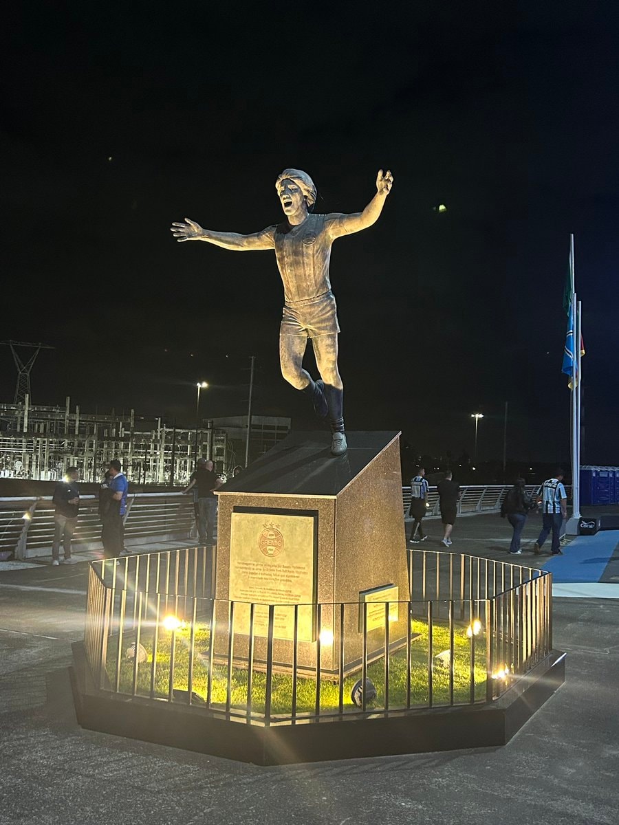 soccer player statue