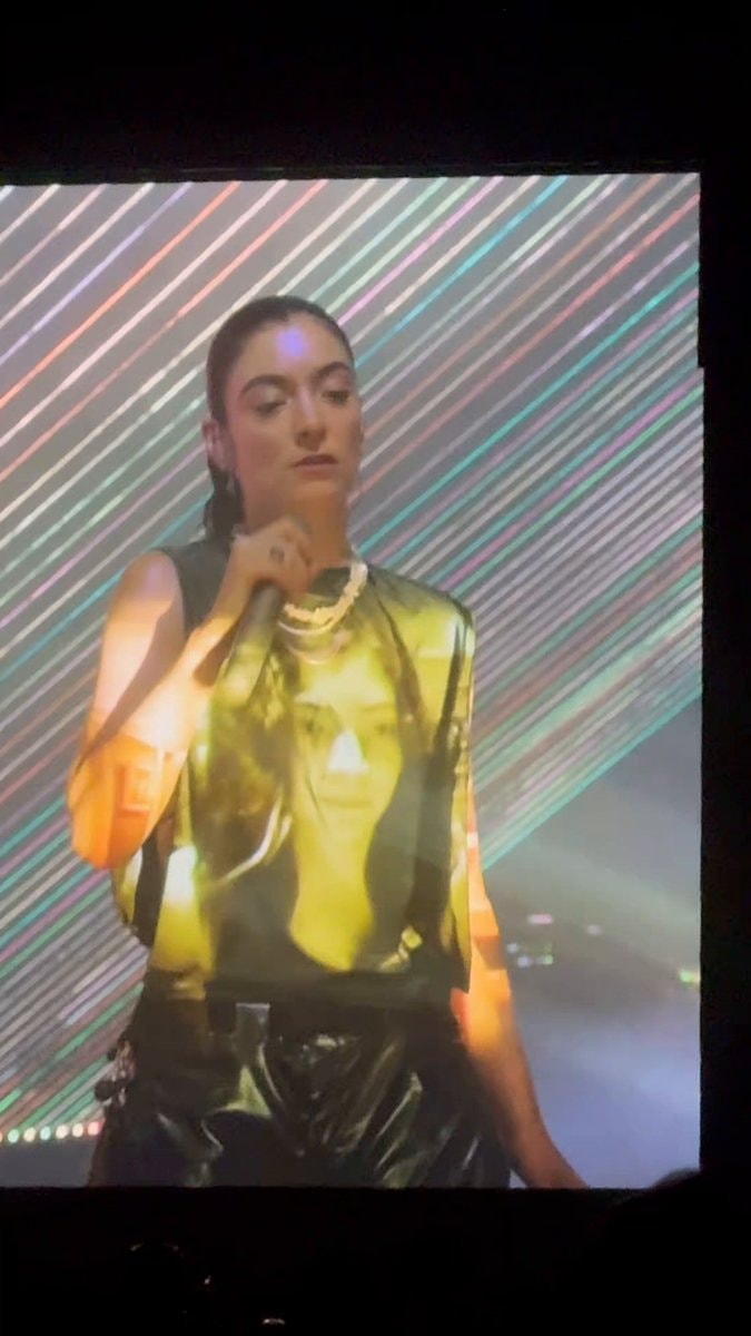 Lorde Liability stage projection