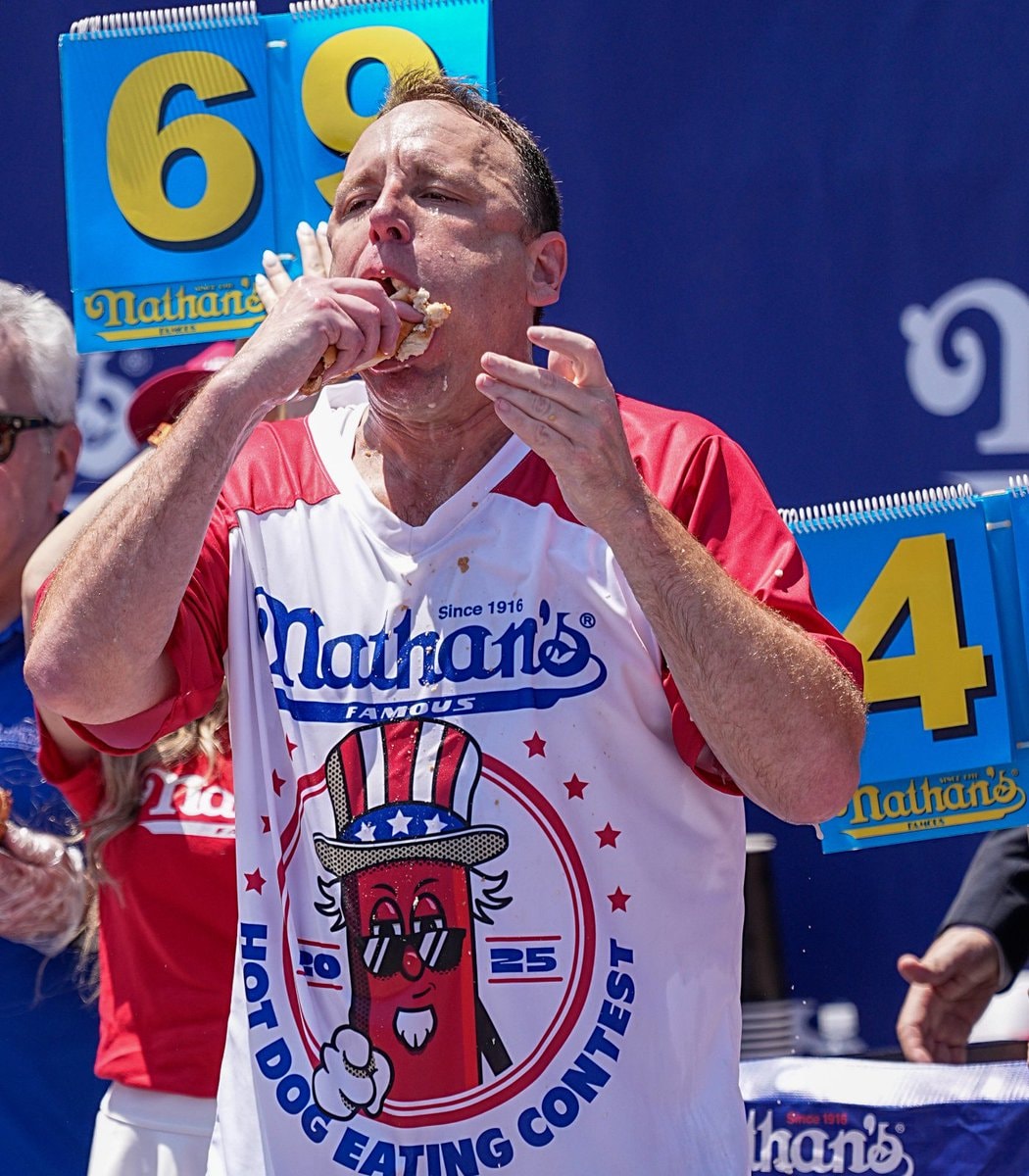 Joey Chestnut Nathan's Hot Dog Eating Contest (photo 2 of 2)