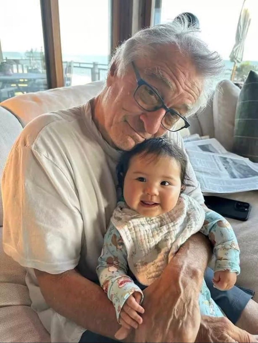 Robert de Niro 80 daughter photo