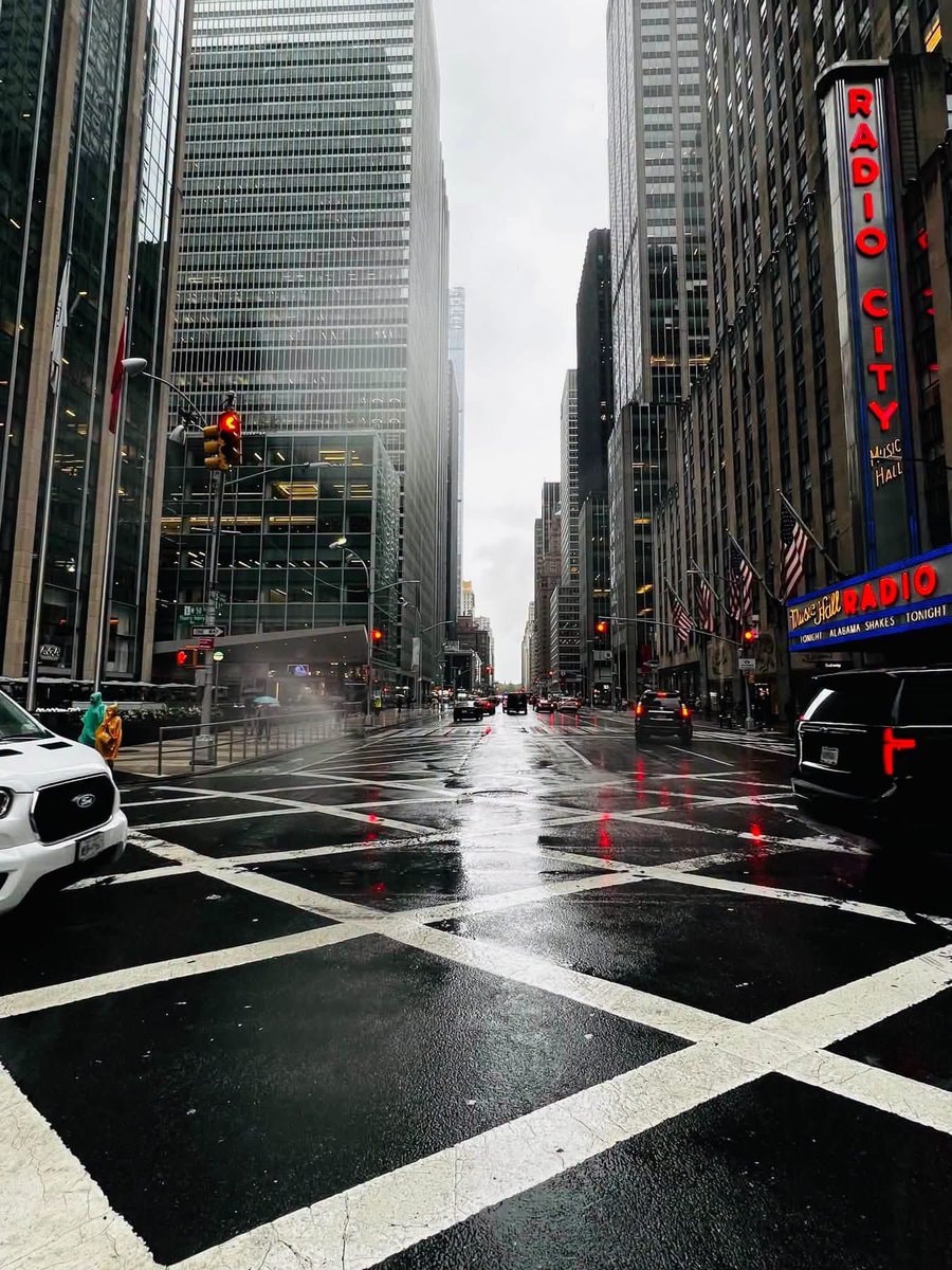 midtown manhattan new york (photo 2 of 4)