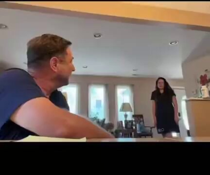 Zack catfishes Zoe as Steve on Bumble