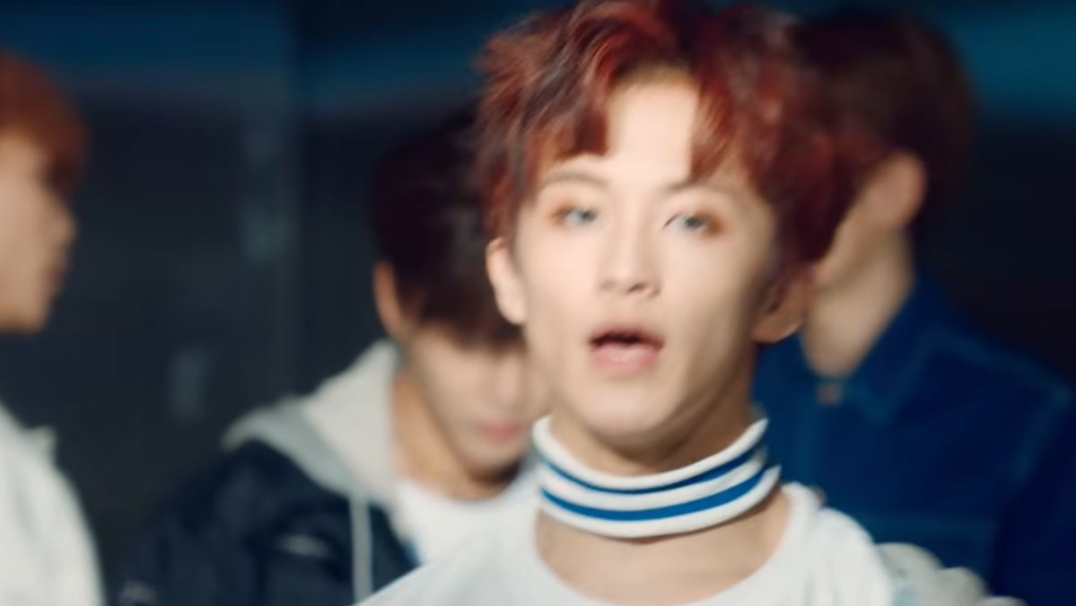 NCT 127 members with the Chain song (photo 3 of 4) NCT 127 members with the Chain song (photo 3 of 4)