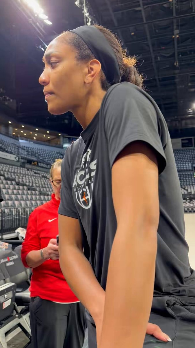 Aja Wilson on Raiders jersey tunnel collision