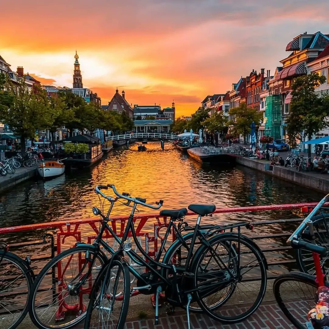 Leiden Netherlands canal sunset (photo 4 of 4)