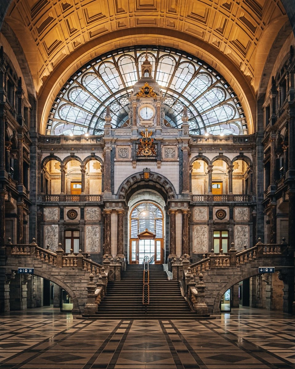 Antwerp Central Station interior