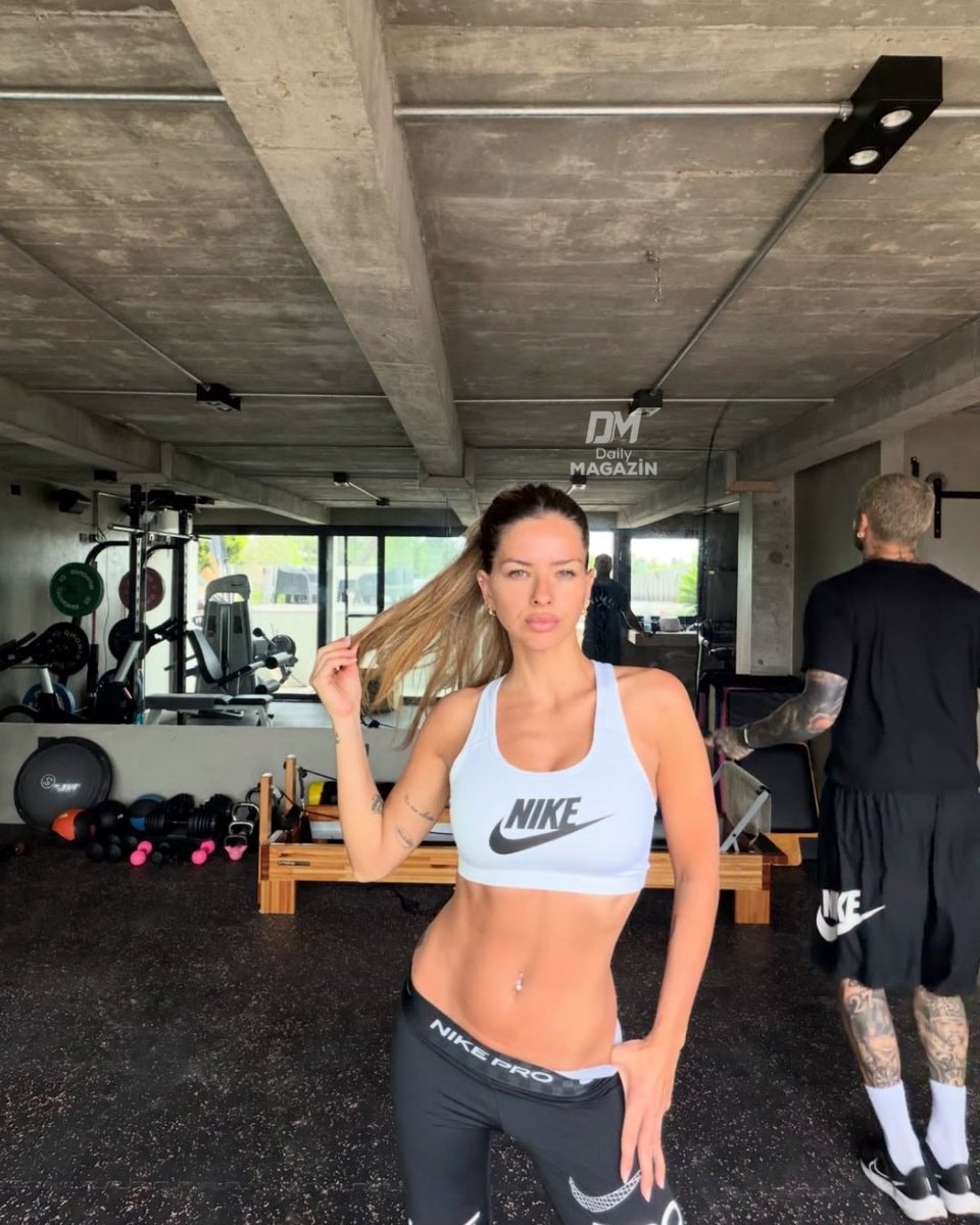 China Suárez gym fit photos