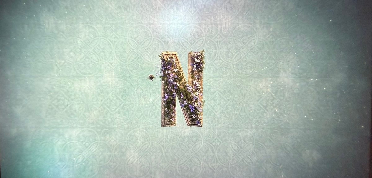 Netflix custom logo top-tier shows (photo 2 of 4)