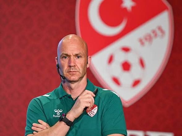 Anthony Taylor on Aliti Trossard red card Anthony Taylor on Aliti Trossard red card