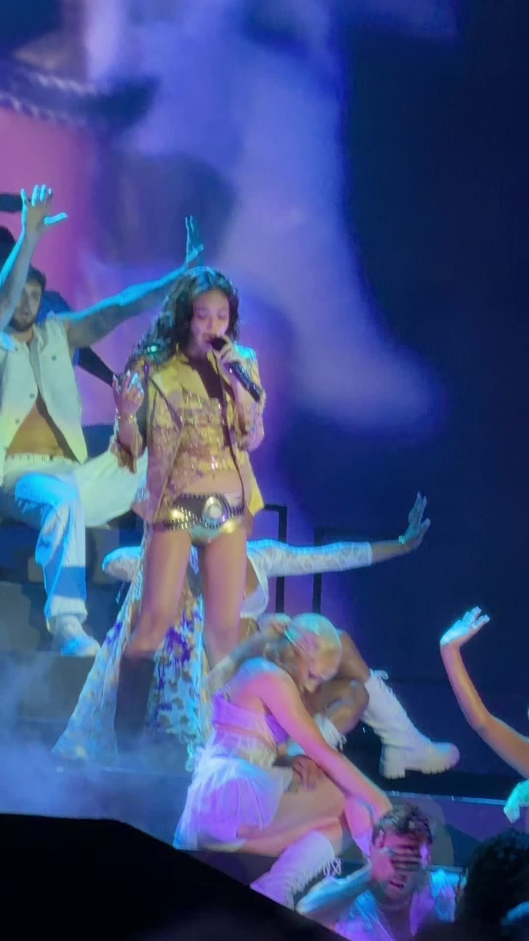 Jennie Mad Cool performance