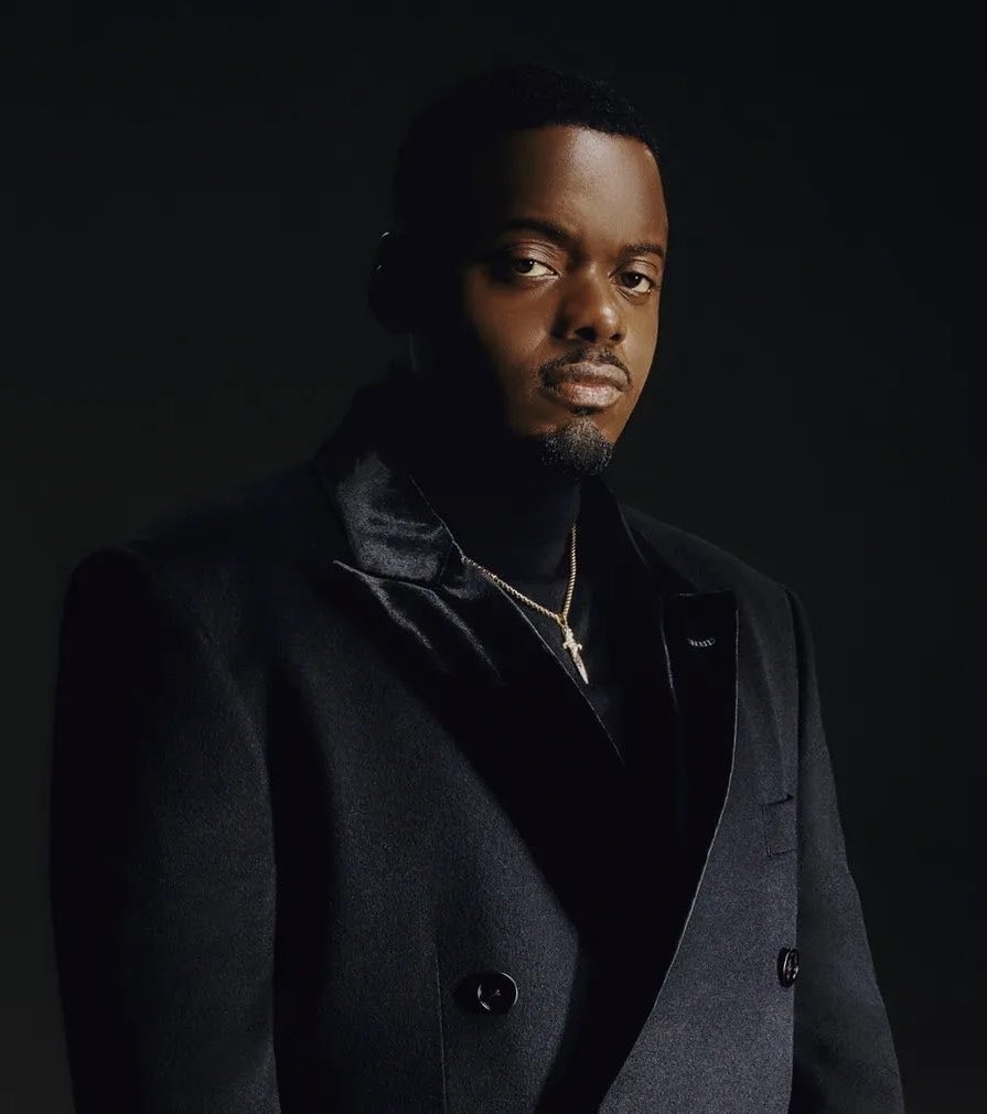Chris Rock MISTY GREEN interview (photo 2 of 2) Chris Rock MISTY GREEN interview (photo 2 of 2)