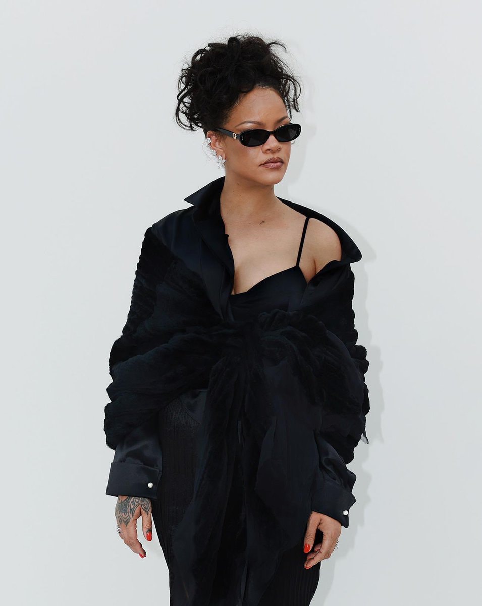 Rihanna at Paris Fashion Week SS27