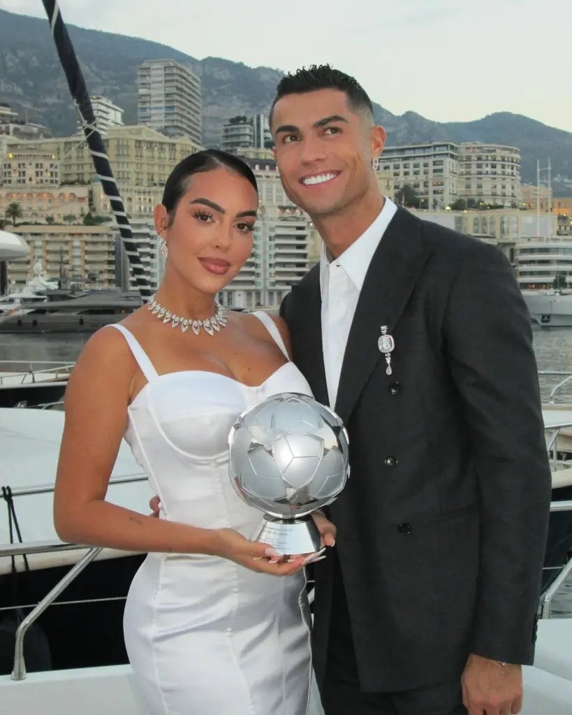 Cristiano Ronaldo Georgina Rodríguez married (photo 2 of 2)