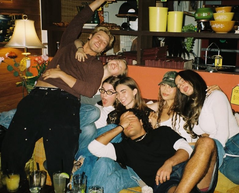 Off Campus Cast photos