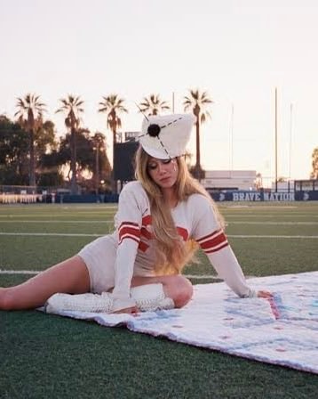 Slayyyter Brand New Chanel$ Hot 100 debut (photo 2 of 2)
