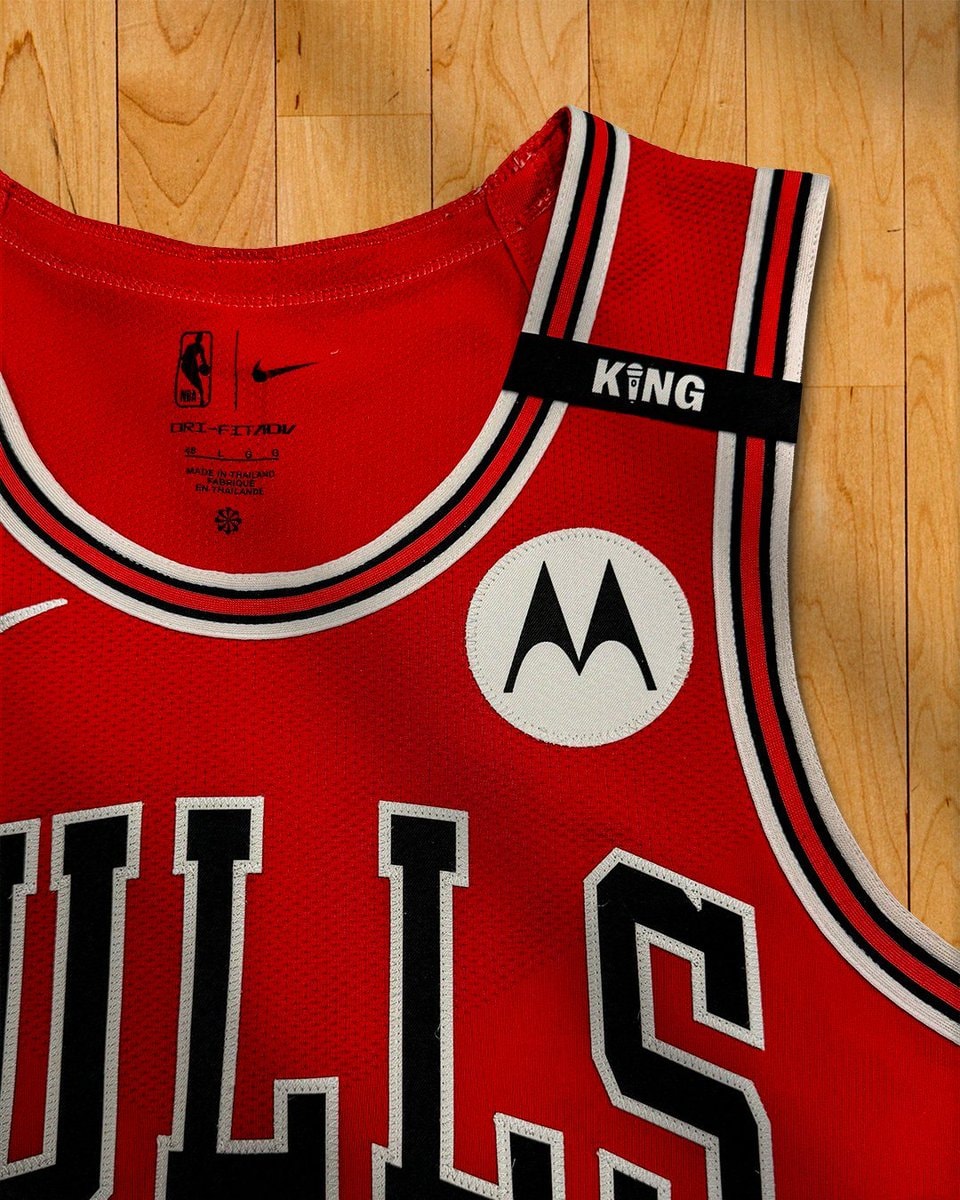 Bulls tribute to Stacey King (photo 2 of 2)