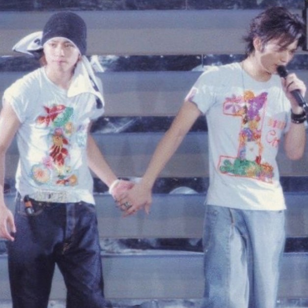 shojun stage laugh (photo 2 of 4)