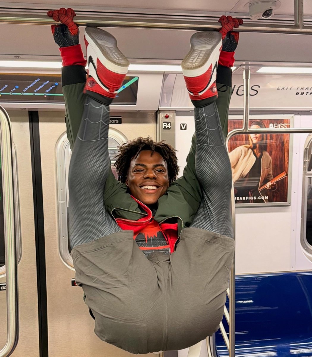 IShowSpeed Miles Morales Halloween (photo 2 of 4)