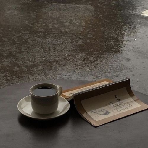 rainy day aesthetic book coffee cake (photo 2 of 3)
