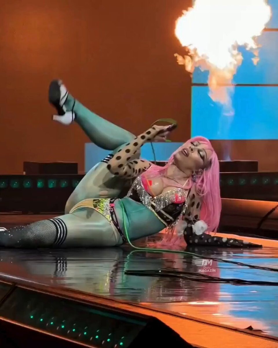 Doja Cat performance detail
