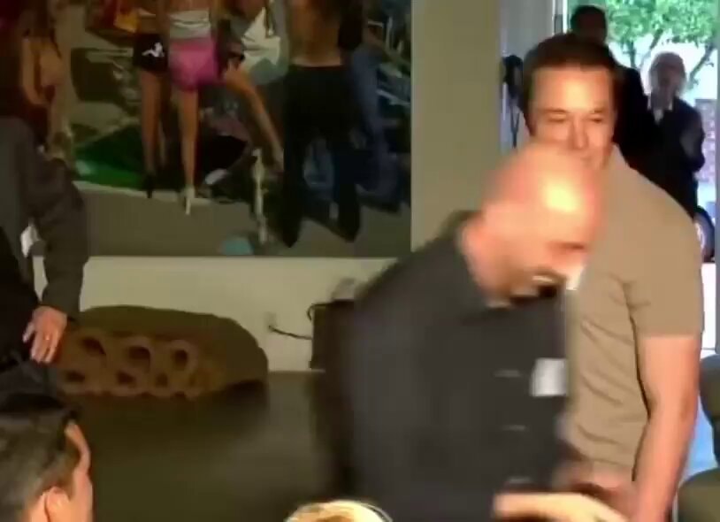 @elonmusk pitching the Tesla Roadster