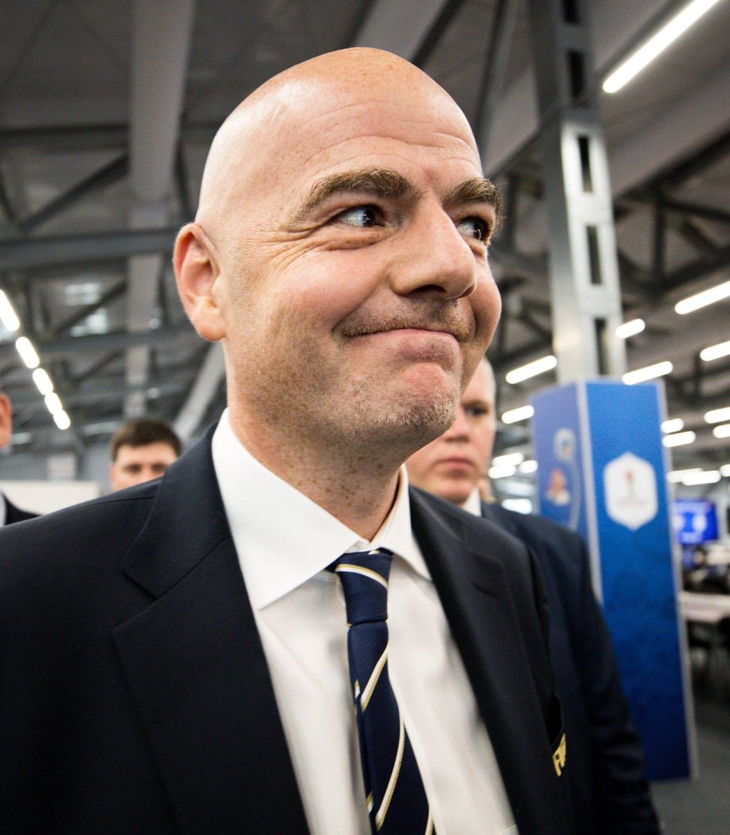 Mexico backs Infantino FIFA leadership (photo 2 of 2)