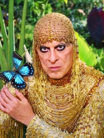 Ney Matogrosso gold costume
