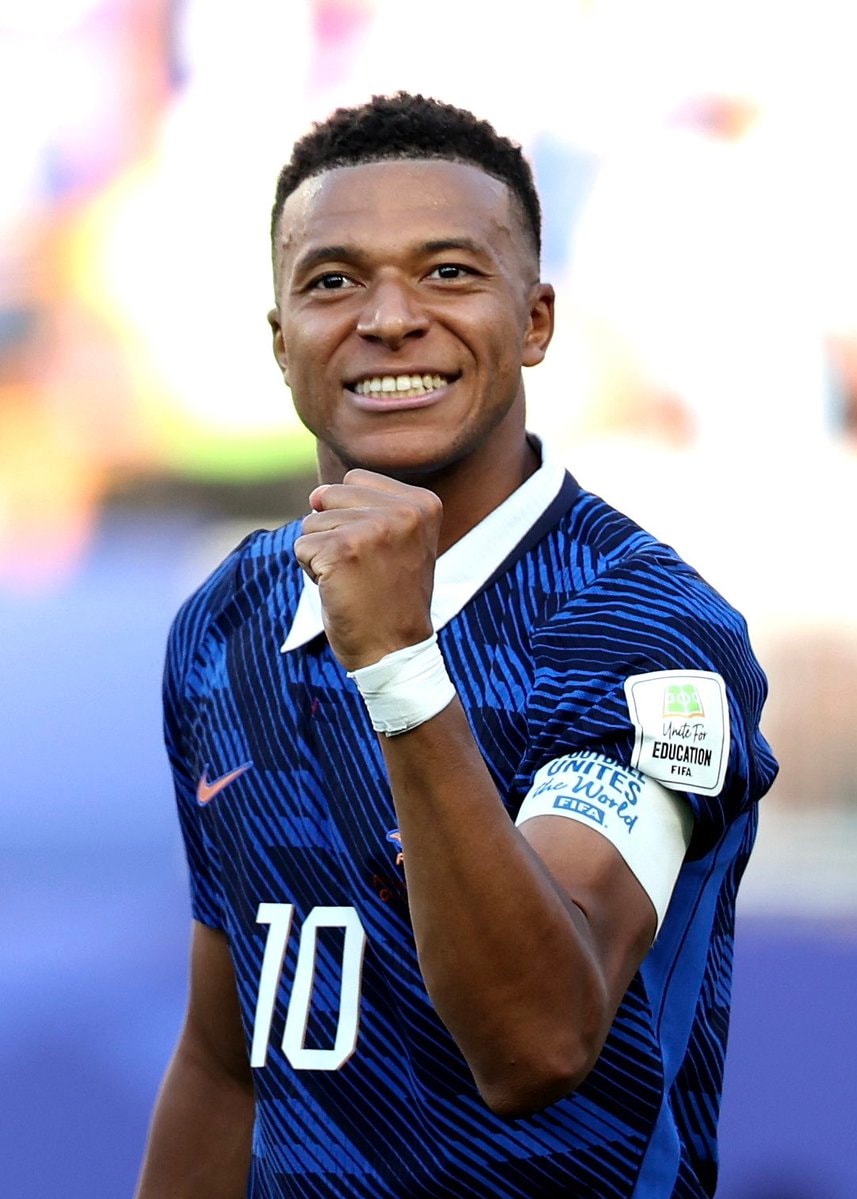 Mbappé World Cup top scorer record (photo 2 of 2)