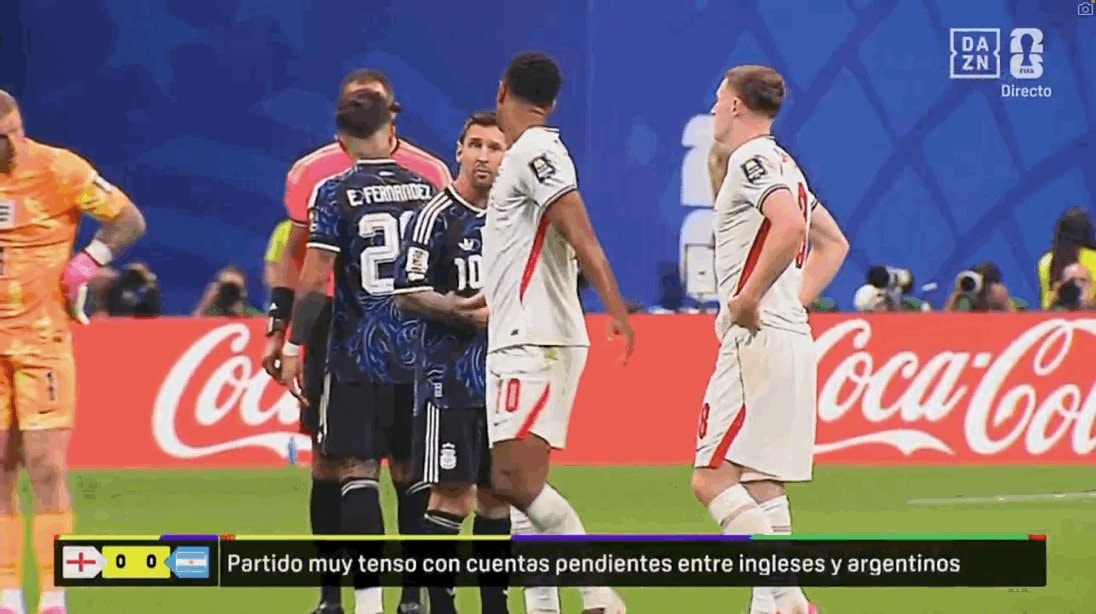 Messi Argentina vs England tense moment