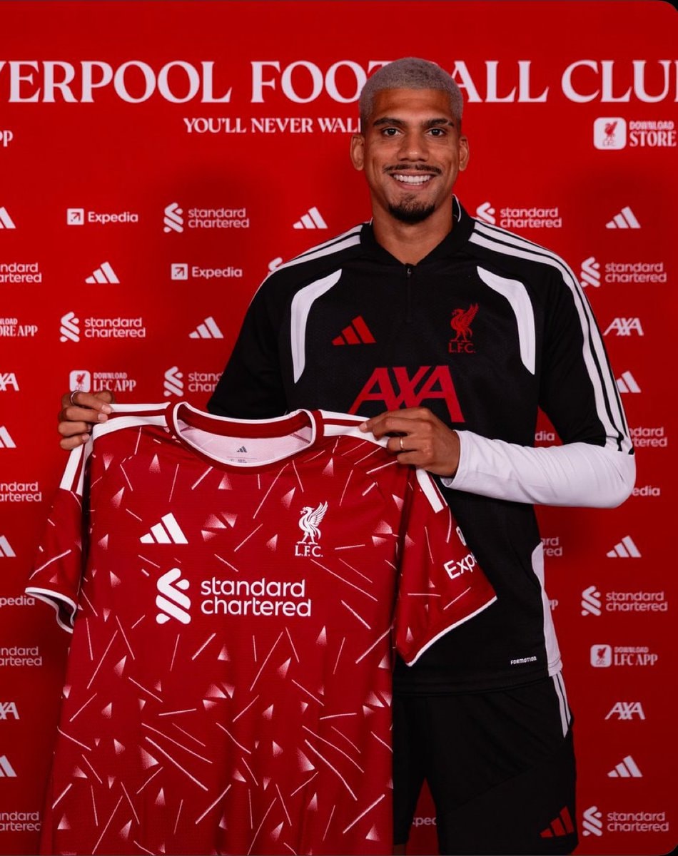 Ronald Araujo Liverpool signing