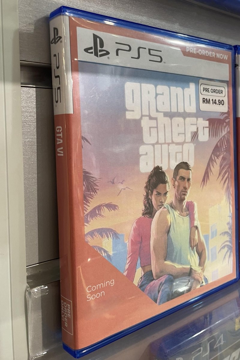 GTA 6 PS5 retail case