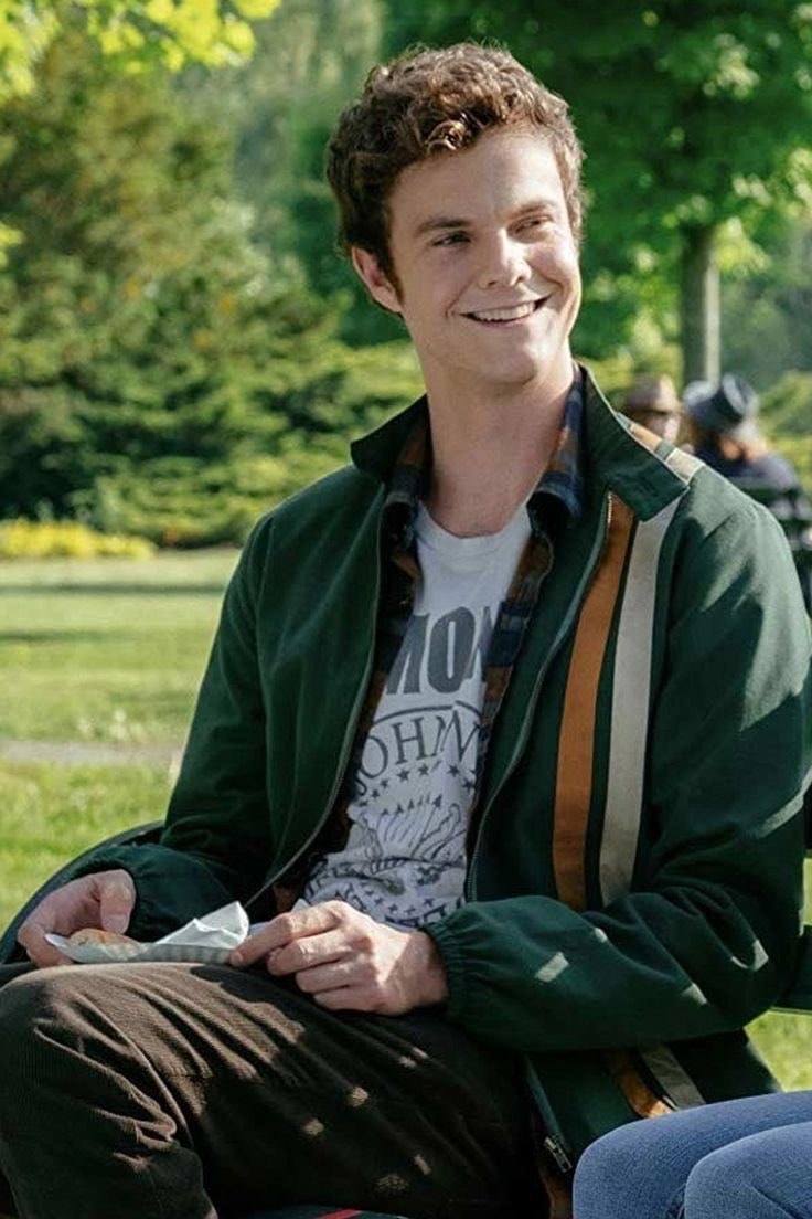 Jack Quaid SPONGEBOB reaction