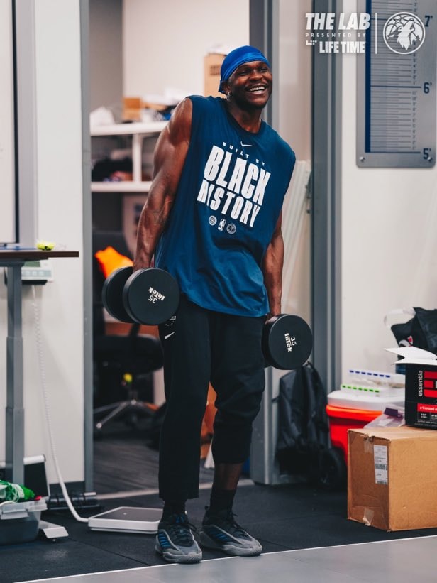 Anthony Edwards summer gym training